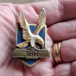 INSIGNE CESA 335 PARIS