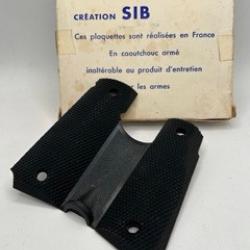 PAIRE DE PLAQUETTES CAOUTCHOUC DE PISTOLET COLT 1911-11 A1- FABRICATION SIB