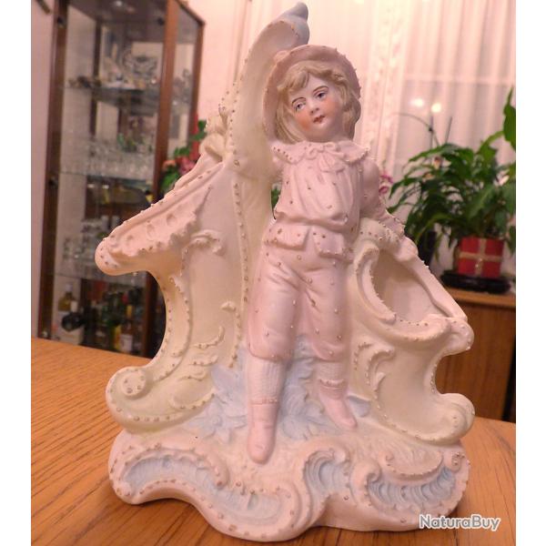 SUPERBE ET ANCIEN BISCUIT EN PORCELAINE ETAT SUP- A COLLECTIONNER ET A PLACER DANS VOS OBJETS DIVERS