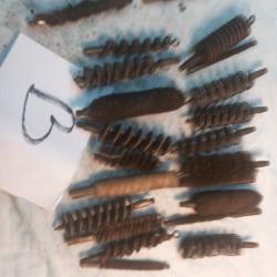 LOT DE 22 ECOUVILLONS ANCIENS 19/20 EME - B