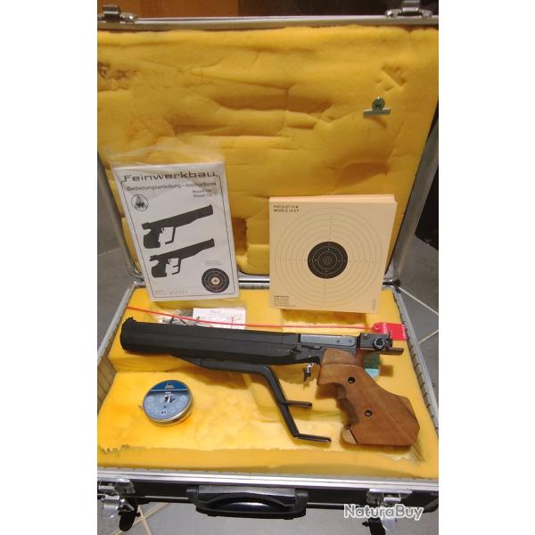 Pistolet pr�cision 10 m�tres Feinverkbau Mod�le 102 .Double compression pour la charge manuel