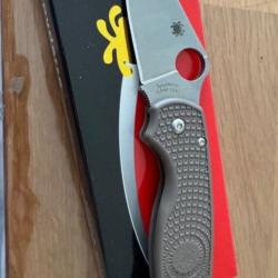 Spyderco pm3 lightweight Acier 15v ( sprint run )