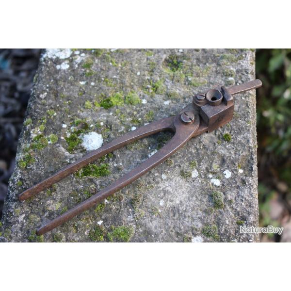 Ancien moule � balle calibre 16