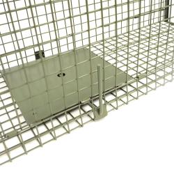 Bo&icirc;te &agrave; fauves pliable 2 entr&eacute;es maille carr&eacute;e 100x30x35cm