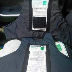 Ench&egrave;re lot de 2 plaques balistiques contre les armes de poings et les lames AEGIS 52X35 et 50x34 cm