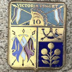 10&deg; R&eacute;giment de Dragons, Victoria Pinget, dos guilloch&eacute;(&eacute;)