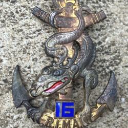 16&deg; R.I.Ma, dos guilloch&eacute;, 2 anneaux