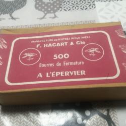 BO&Icirc;TE DE 500 BOURRES DE FERMETURE   N&deg;7 A L'&Eacute;PERVIER DE CALIBRE 16 DE MARQUE F. HACART&CIE. 7