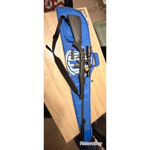 Carabine ROSSI 8122 en 22Lr + lunette HAWKE Vantage 30 WA IR 1-4x24 + Mod�rateur de son SAK