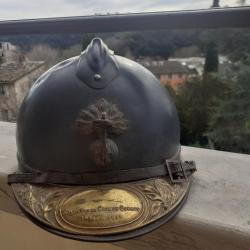 RARE. Tr&egrave;s beau casque Adrian d'aum&ocirc;nier mod. 16 complet avec sa croix en laiton