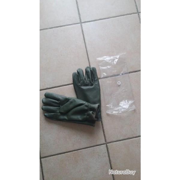 ENCHERE PAIRES DE GANTS EN CUIR DE L'ARMEE FRANCAISE ET DE LA LEGION ETRANGERE NEUF