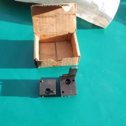 Moule &agrave; plomb LYNX/HR calibre 44