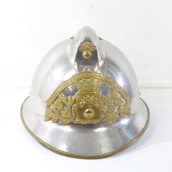 Ancien casque de pompier Sapeurs Pompiers de Thin le Moutier (Ardennes). Ann&eacute;es 1960.