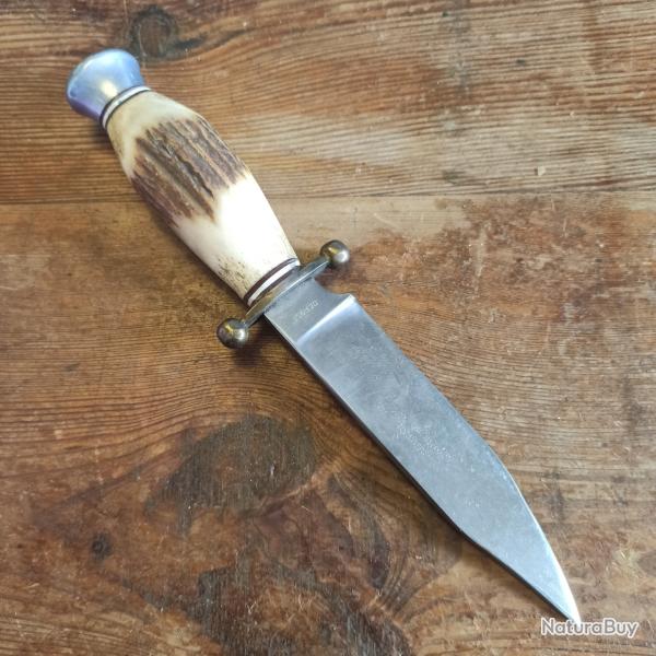Dague de chasse ou de v�nerie fran�aise, poign�e corne, lame en acier SABATIER jeune d�pos�