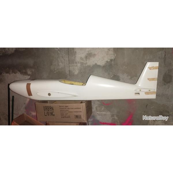 Avion radiocommand� Extra 300 RC Graupner futaba kyosho T2M mod�lisme