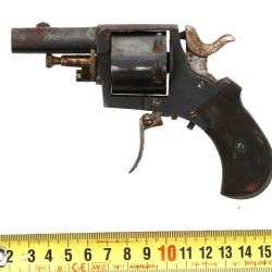 JOLI PETIT REVOLVER BRITISH BULLDOG / CAL.320 / BEL ETAT