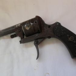 ancien pistolet lefaucheux