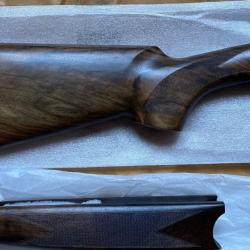 Crosse + longuesse noyer Grade 4 BERETTA Silver Pigeon 686 et 687 en calibre 28 (droitier) neuf