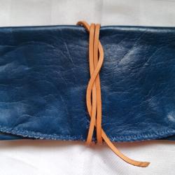 Blague &agrave; tabac artisanale.