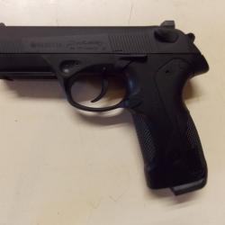 Pistolet BERETTA : PX 4 Storm CO2 , 4,5 mm , en Tr&egrave;s Bon Etat + Accessoires .