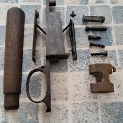 Vend pieces non class&eacute;es pour fusil mauser k98 lot de 9 pieces