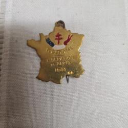 Insigne lib&eacute;ration WW2 original N'20
