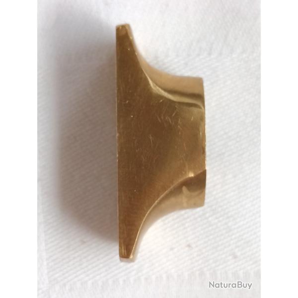 Garde en bronze classique.