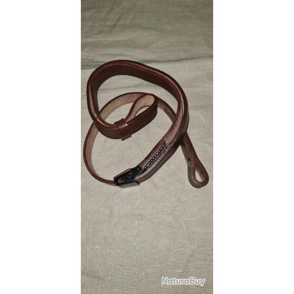 bretelle en cuir  pour MP 40 (011)