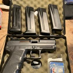 Heckler & Koch USP Compact 45 ACP.