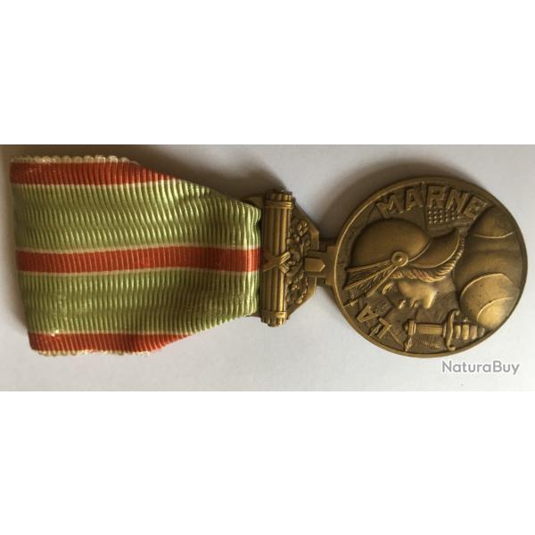 M�daille de la Marne, 1914-1918 avec son �pingle. T B E