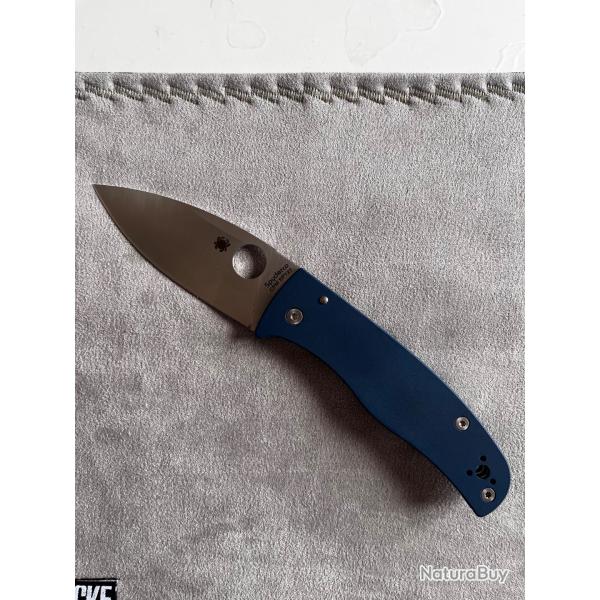 SPYDERCO BODACIOUS BLEU COBALT G-10 CPM SPY27 C263GPCBL plus plaquettes titane Rockscale