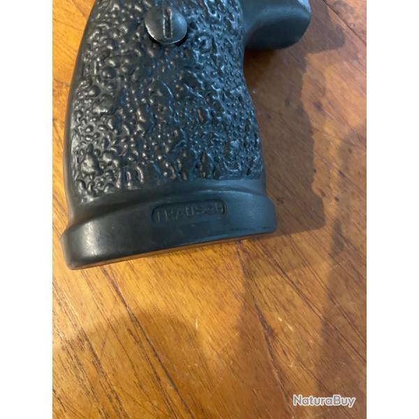 Poign�e caoutchouc pour revolver Smith et wesson mod�le 27 carcasse N