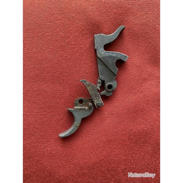 Pi�ces pour r�volver d'alarme OLYMPIC 38. Chien, d�tente, doigt �l�vateur...