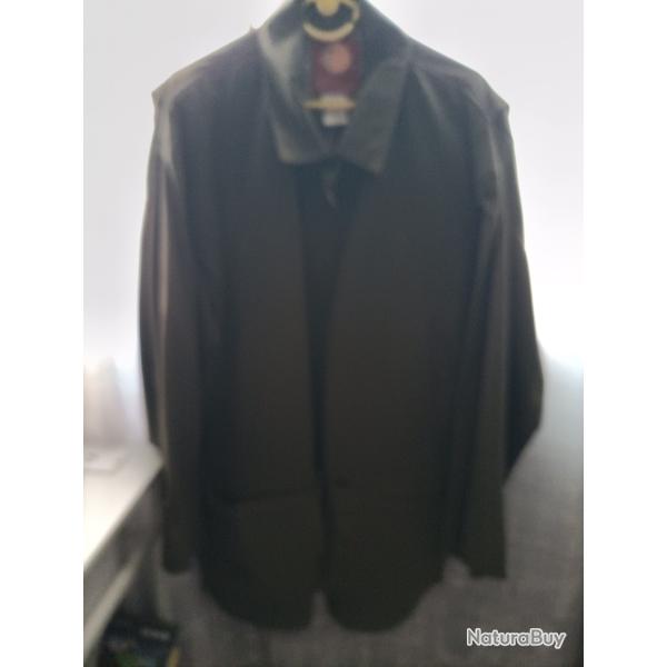 Vend veste �t� en tr�s bon �tat