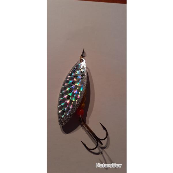 cuillers mepps aglia long rainbo argent num�ro 4