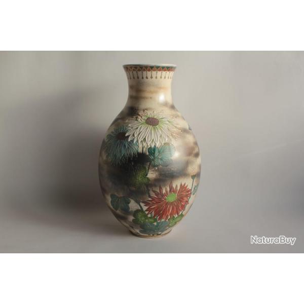Grand vase c�ramique Chrysanth�mes Papillon Japon
