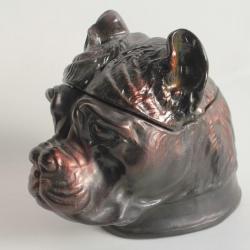 Pot &agrave; tabac figuratif T&ecirc;te de chien Bouledogue c&eacute;ramique lustr&eacute;e