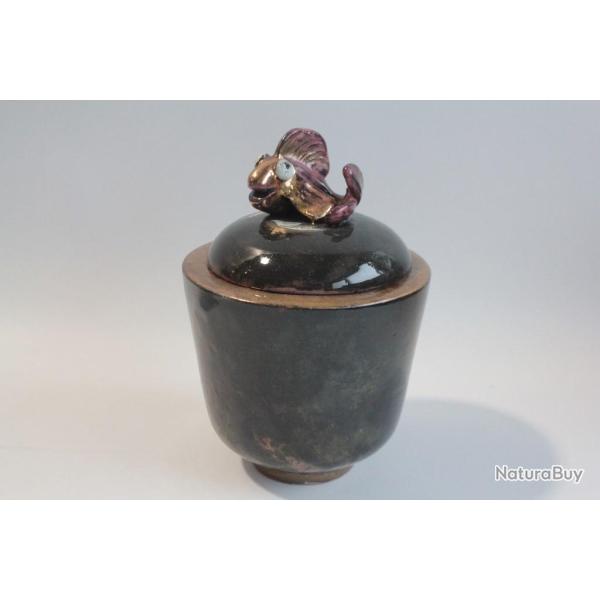 MENELIKA Boite c�ramique iris�e Suisse