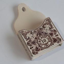 Pyrog&egrave;ne mural publicitaire Allumettes fa&iuml;ence De Bruyn Fives-Lille