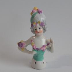 Demi figurine porcelaine Marquise