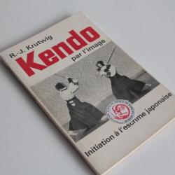 Livre d'art martial Kendo par l'image R.J Krutwig 1969