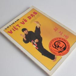 Livre d'art martial chinois Viet Vo dao Phan Toan Chau 1985