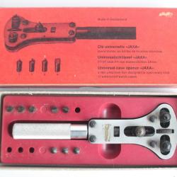 Clef universelle Ouvre montre La Centrale