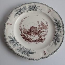 Assiette terre de fer Choisy le Roi Louis XIII Le lavoir