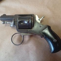 Bulldog 320 revolvelo