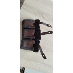 Cartouchi&egrave;re en cuir