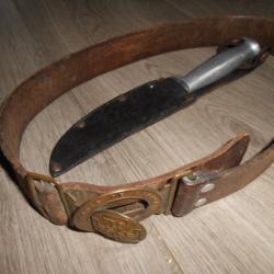 COUTEAU + CEINTURON SCOUT ann&eacute;es 40