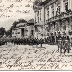 CPA - TOURS : 14 JUILLET - DEFILE DU 8e CUIRASSIERS-N&deg;7326