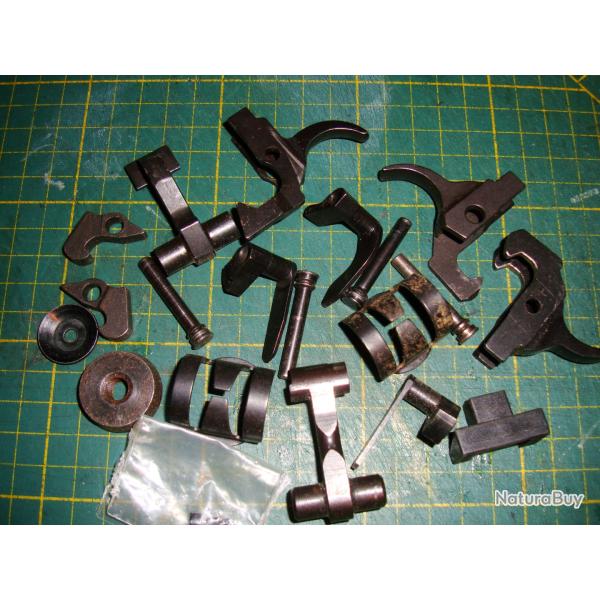 LOT DE PIECES DIVERS ET VARIE