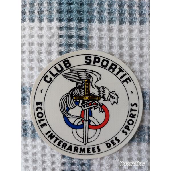 VEND �CUSSON �COLE INTERARM�ES.